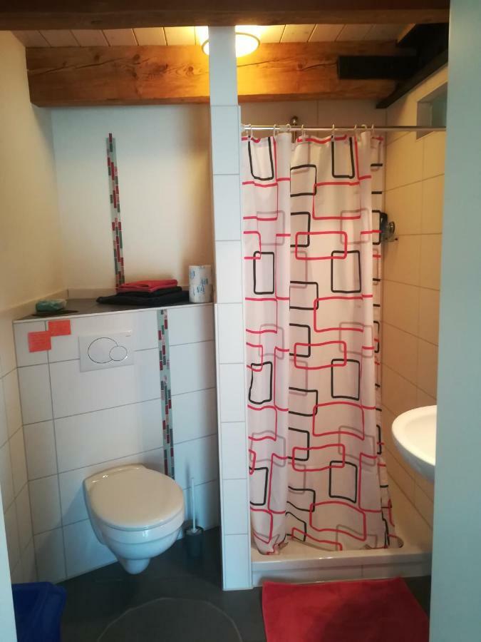 ホテル Sonnige Zimmer Eberhardzell エクステリア 写真
