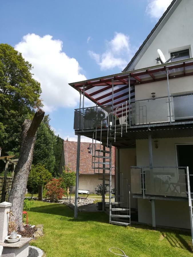 ホテル Sonnige Zimmer Eberhardzell エクステリア 写真